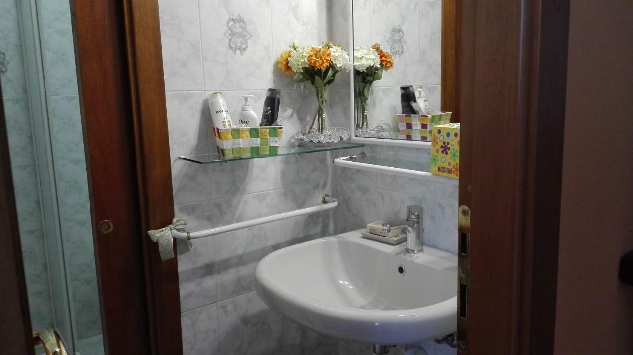 Apartament Casarina Ventimiglia Zewnętrze zdjęcie